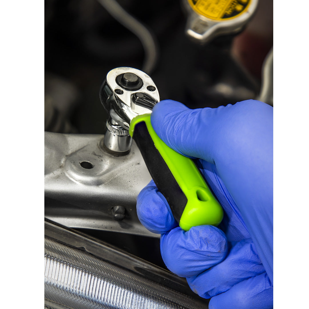 Siegen Socket Set 1/4"Sq Drive 25pc in use