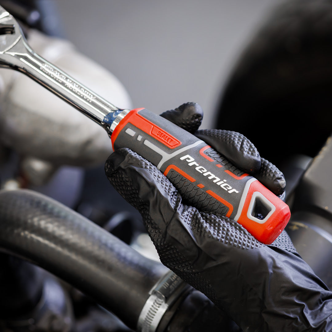 TBT42 handle with logo